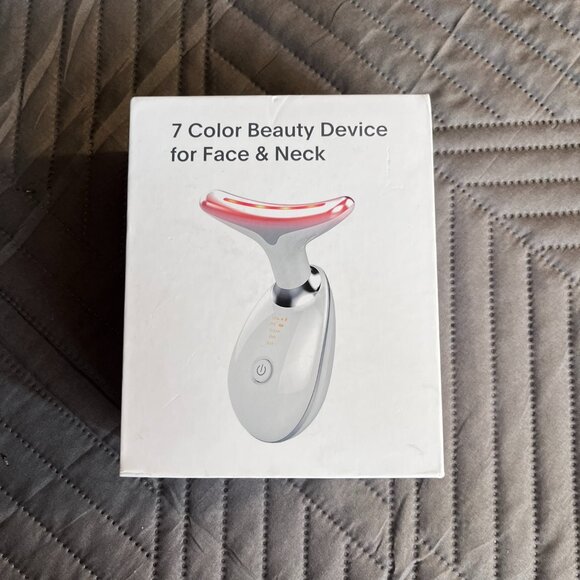 1(fer)New Facial In Box. Massager - Picture 1 of 4